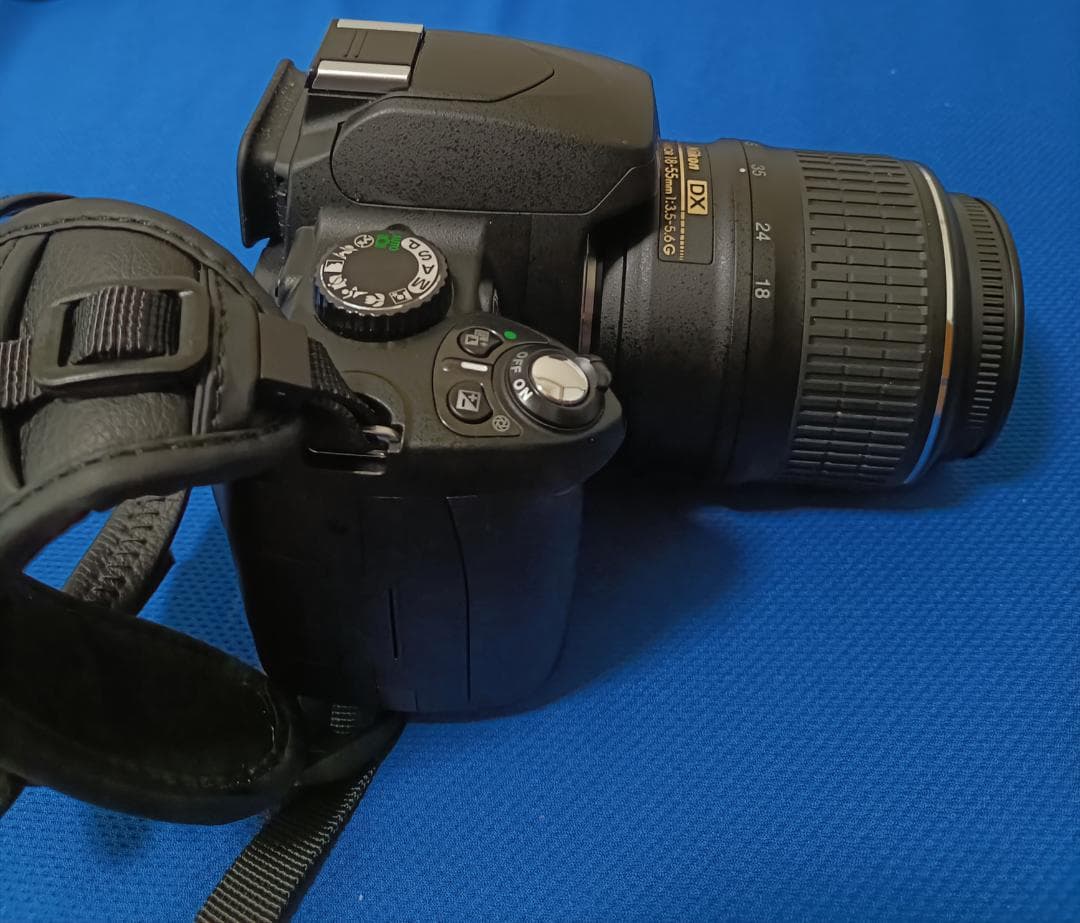 新同! nikon D60 デジタルフルセット ショット数959枚 AZより安い