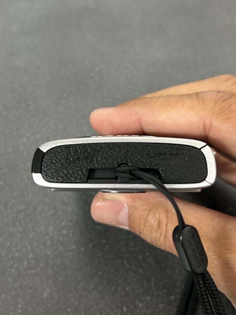 【動作品】Canon IXY640 コンパクトデジタルカメラ