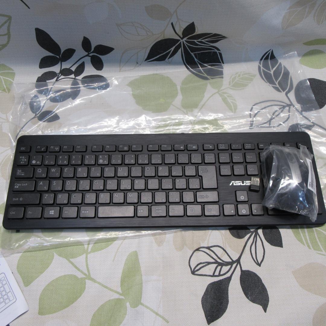 Win11高年式＆高性能10世代Corei3/メモリ16G/SSD/無線/カメラ