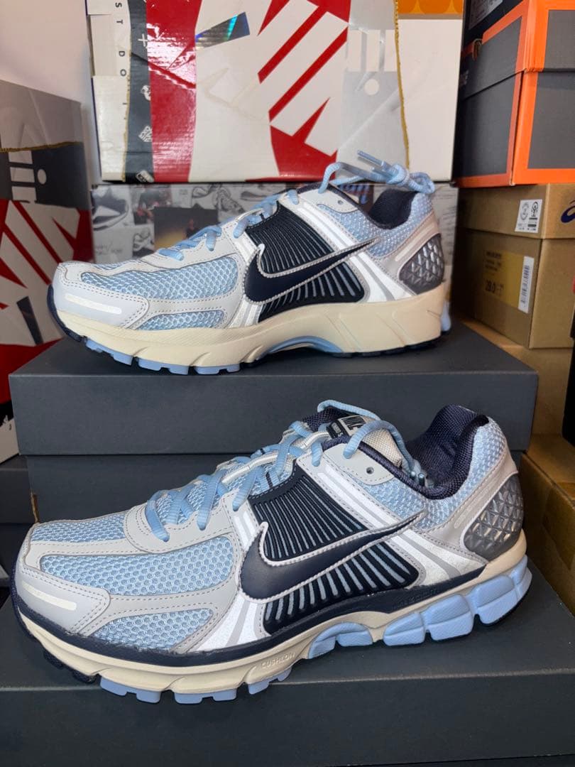 29.0 新品 箱タグ付き NIKE ZOOM VOMERO 5 29