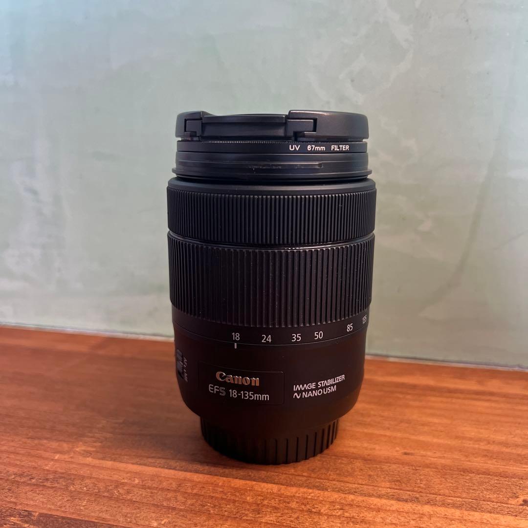 Canon EOS 80Dデジタル一眼レフカメラ・標準ズームレンズ＆単焦点レンズ