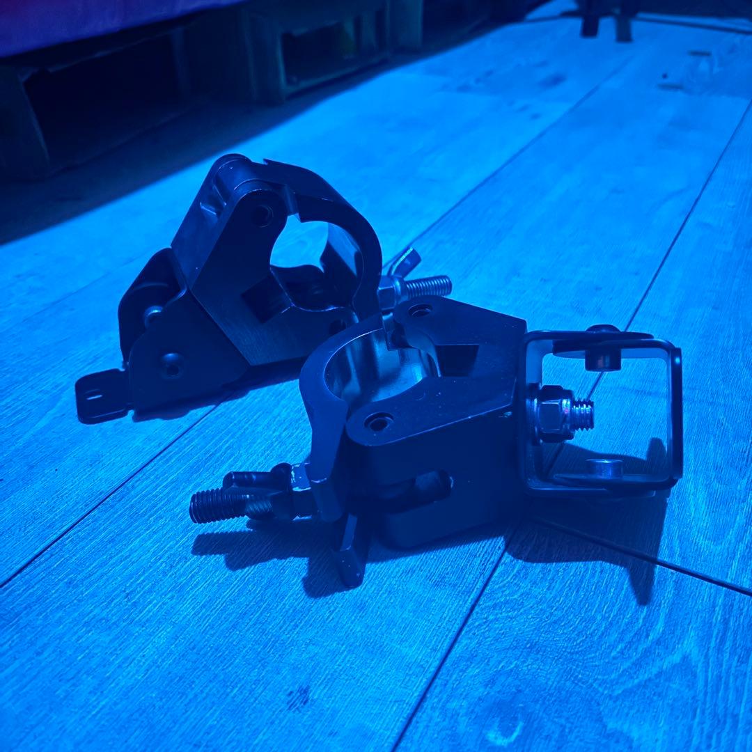 GENELEC スタンド２つセット　ショートトラス・マウント8000-416C