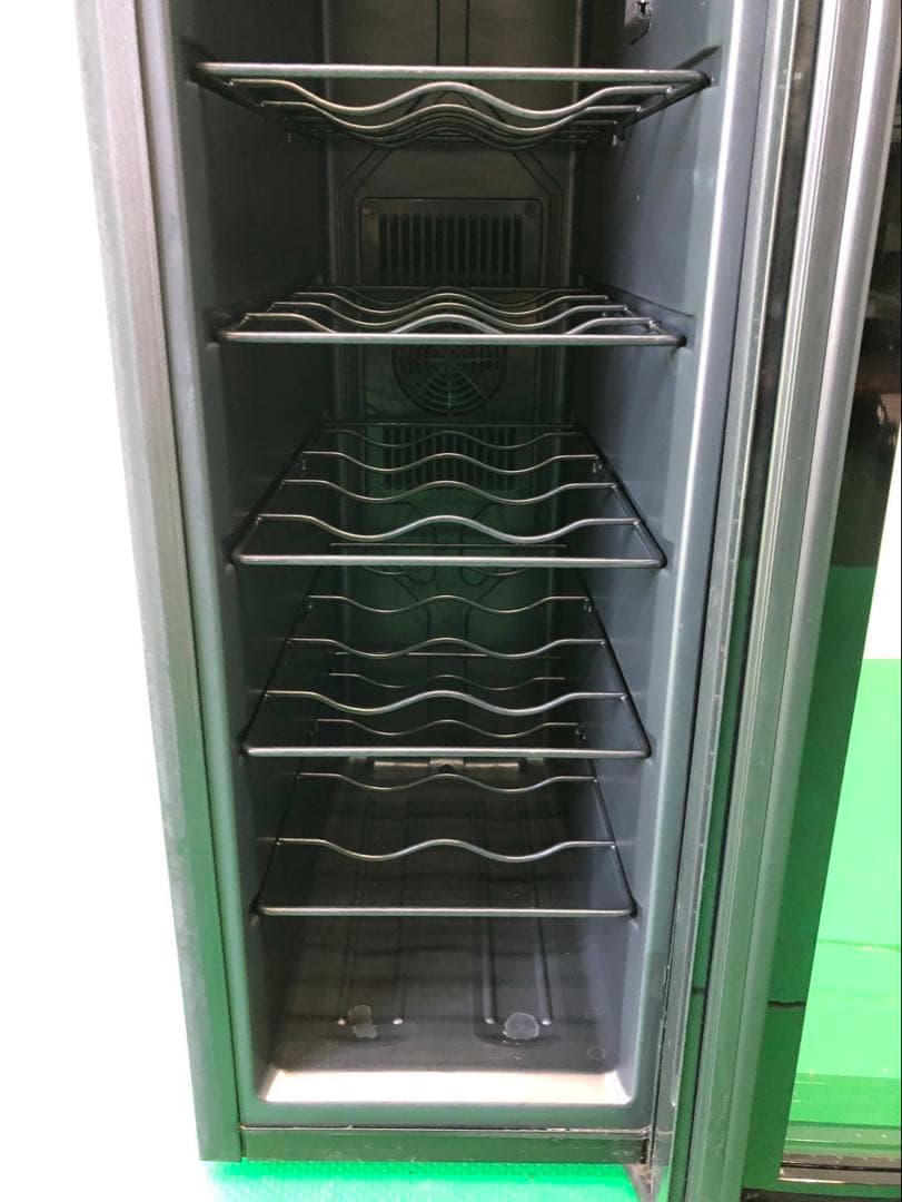 ☆工場整備品☆フィフティ　ワインセラー　WCF-18 業務用