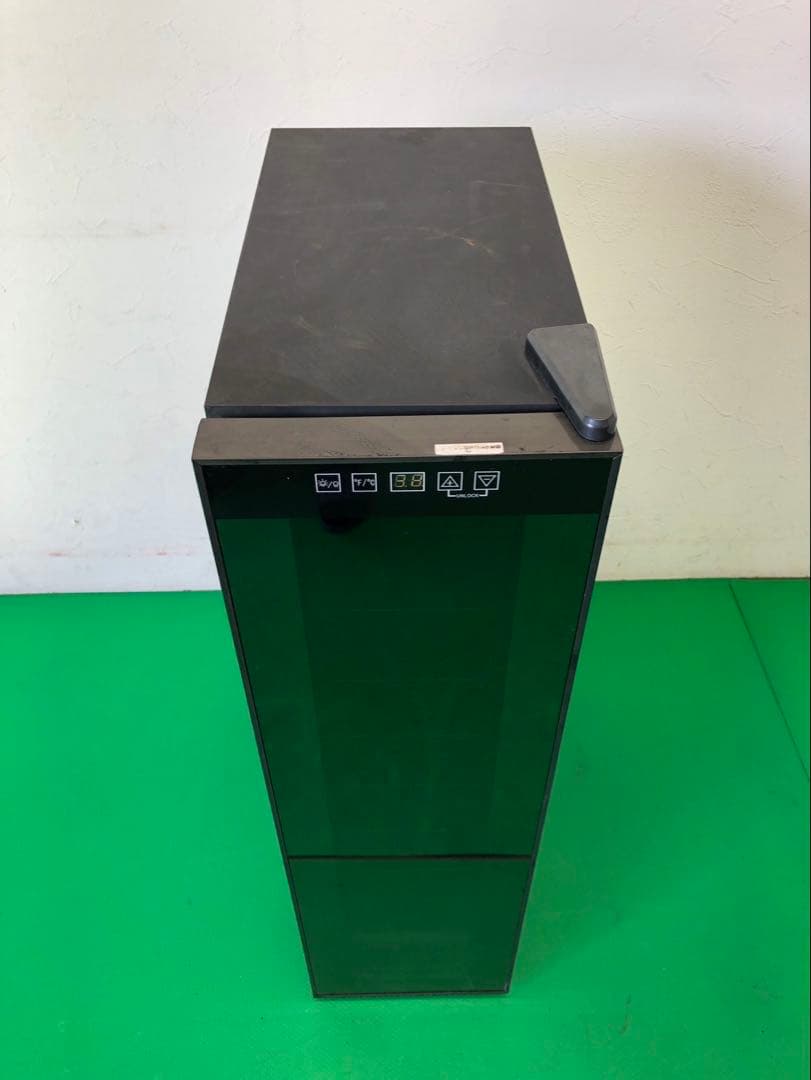 ☆工場整備品☆フィフティ　ワインセラー　WCF-18 業務用