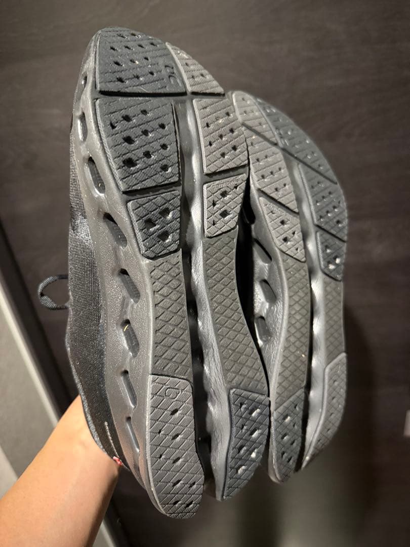 on クラウドサーファー2 27.5cm