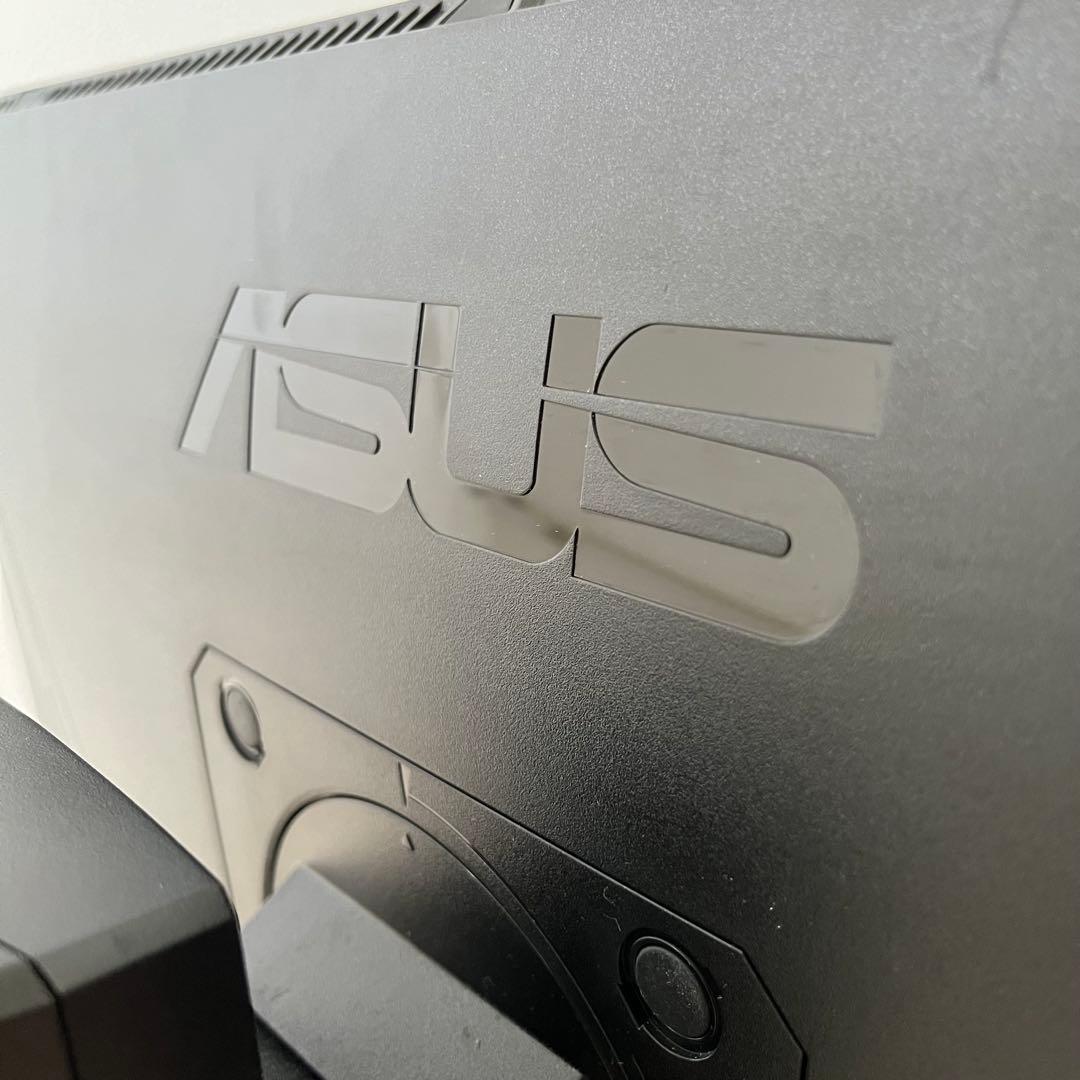ゲーミングモニター　ASUS VG248 24インチ