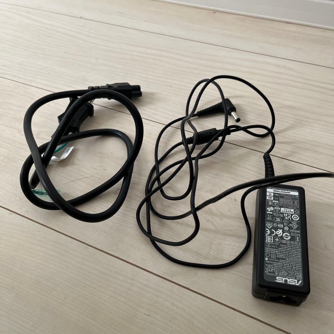 ゲーミングモニター　ASUS VG248 24インチ