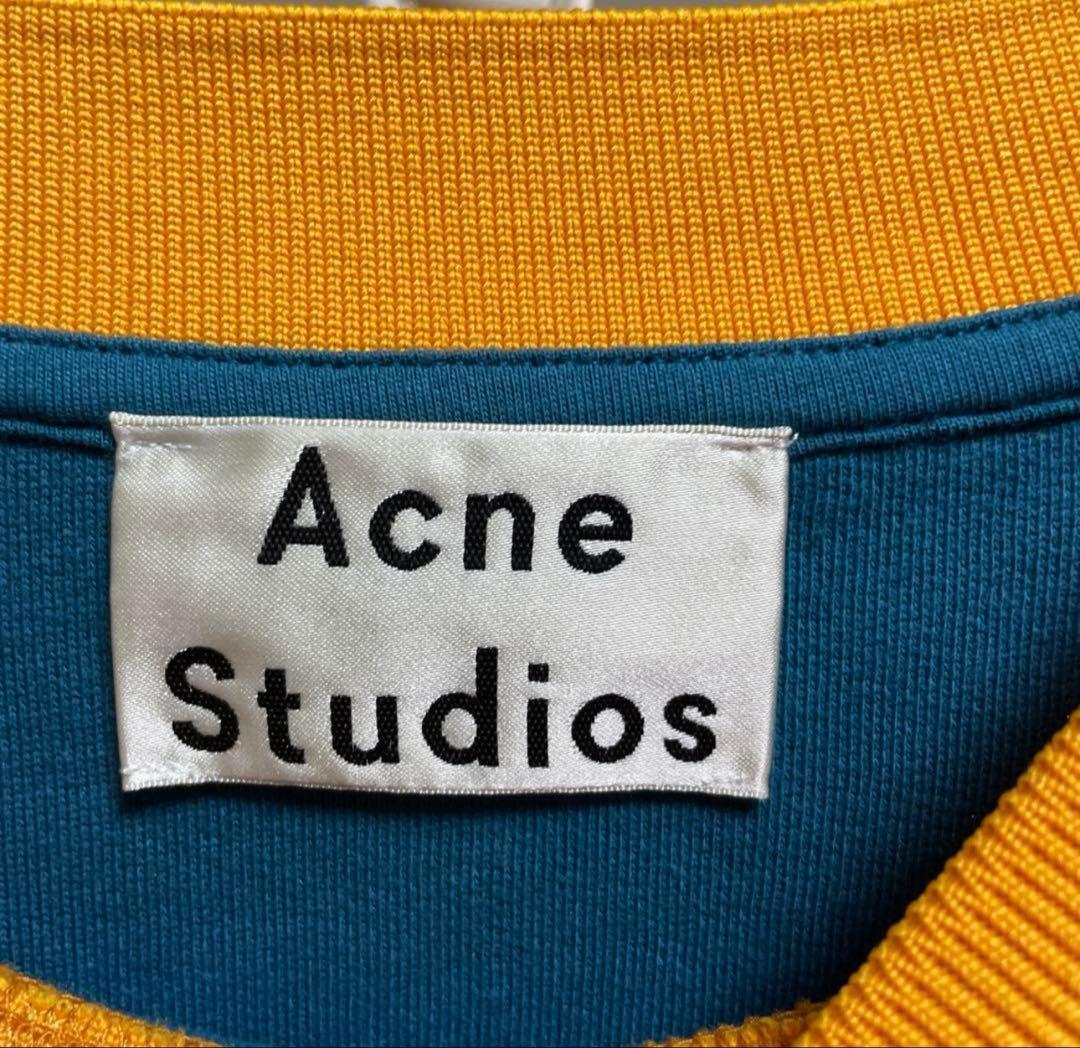 acne スウェット