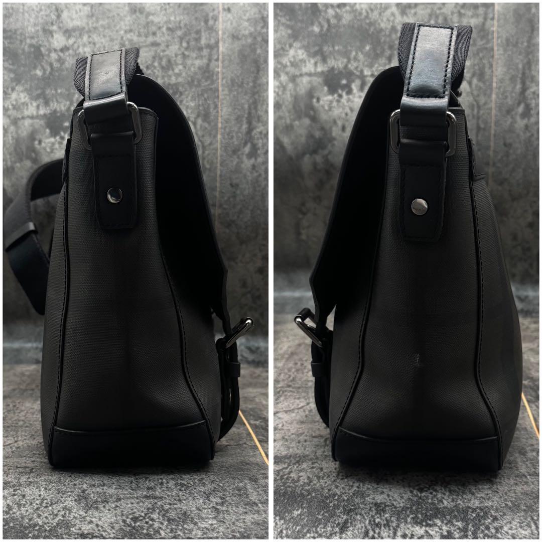 極美品✨バーバリー ノバチェック メッセンジャーバッグ 斜めがけ A4 メンズ