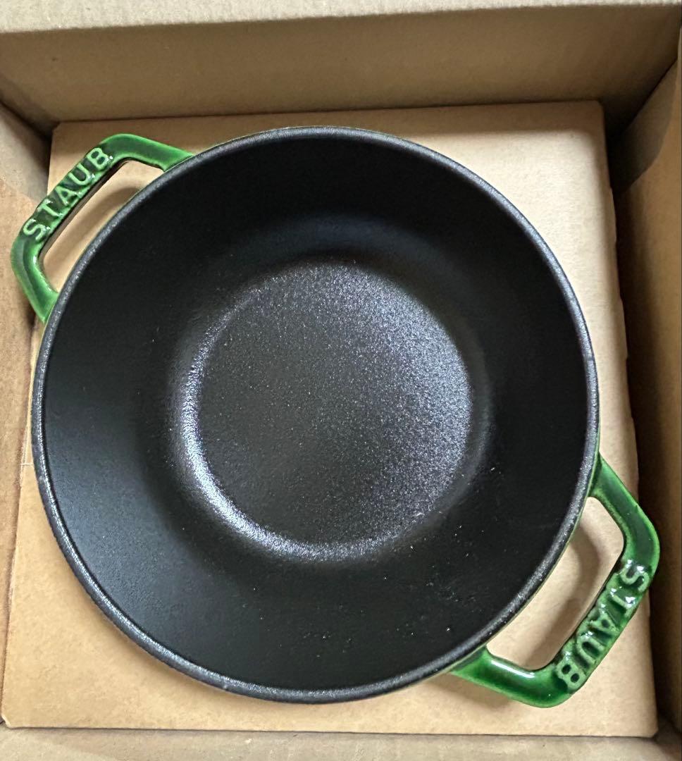 ストウブ　ワナベ Wa-NABE S オリーブ 16cm バジルグリーン