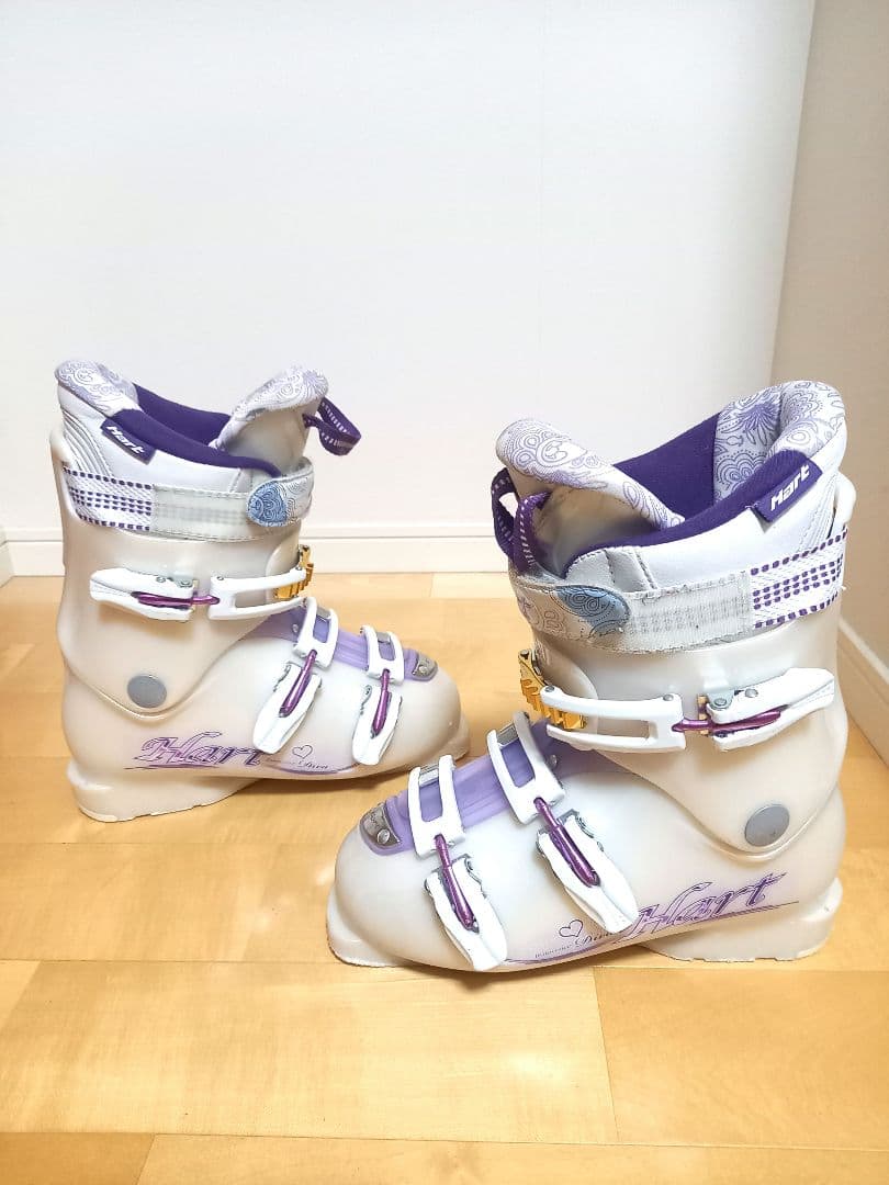 綺麗です。女性用スキーセット