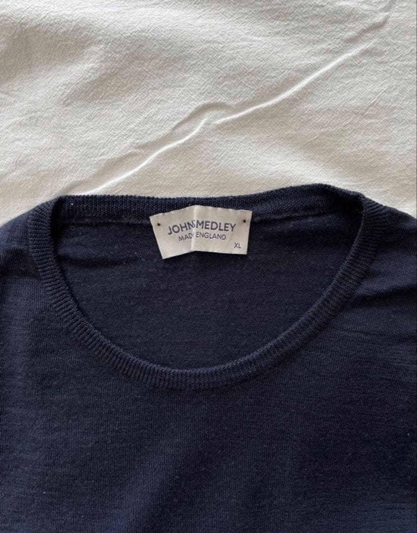 美品JOHN SMEDLEY ジョンスメドレー クルーネック ネイビー