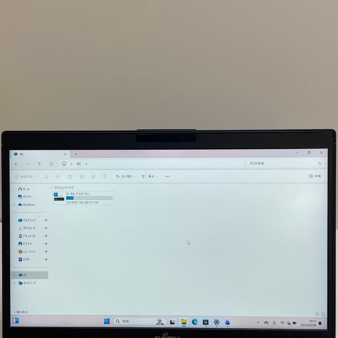 #801 富士通 LIFEBOOK U9310/D i5-10310U 8GB