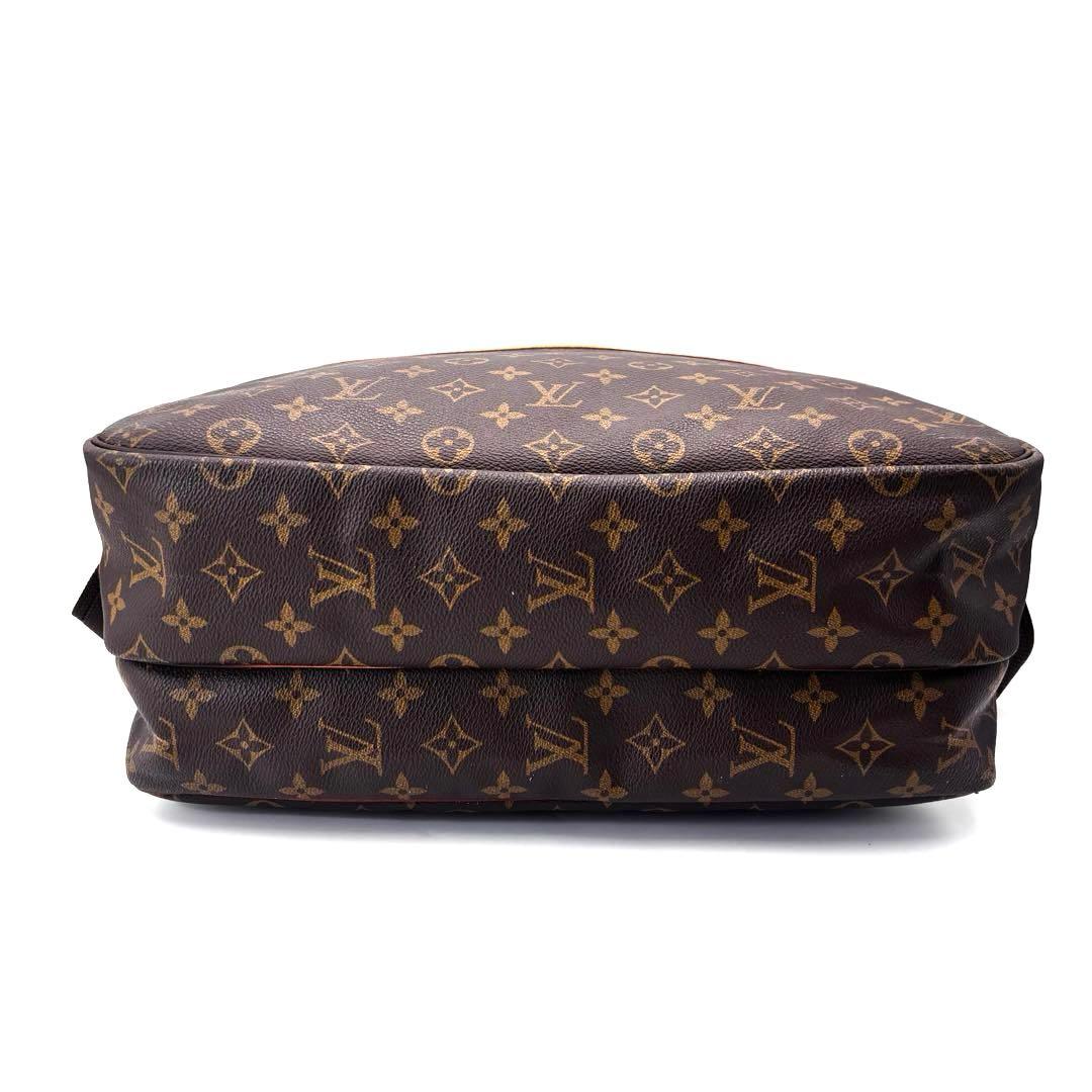 LOUIS VUITTON ルイヴィトン　モノグラム リポーター GM