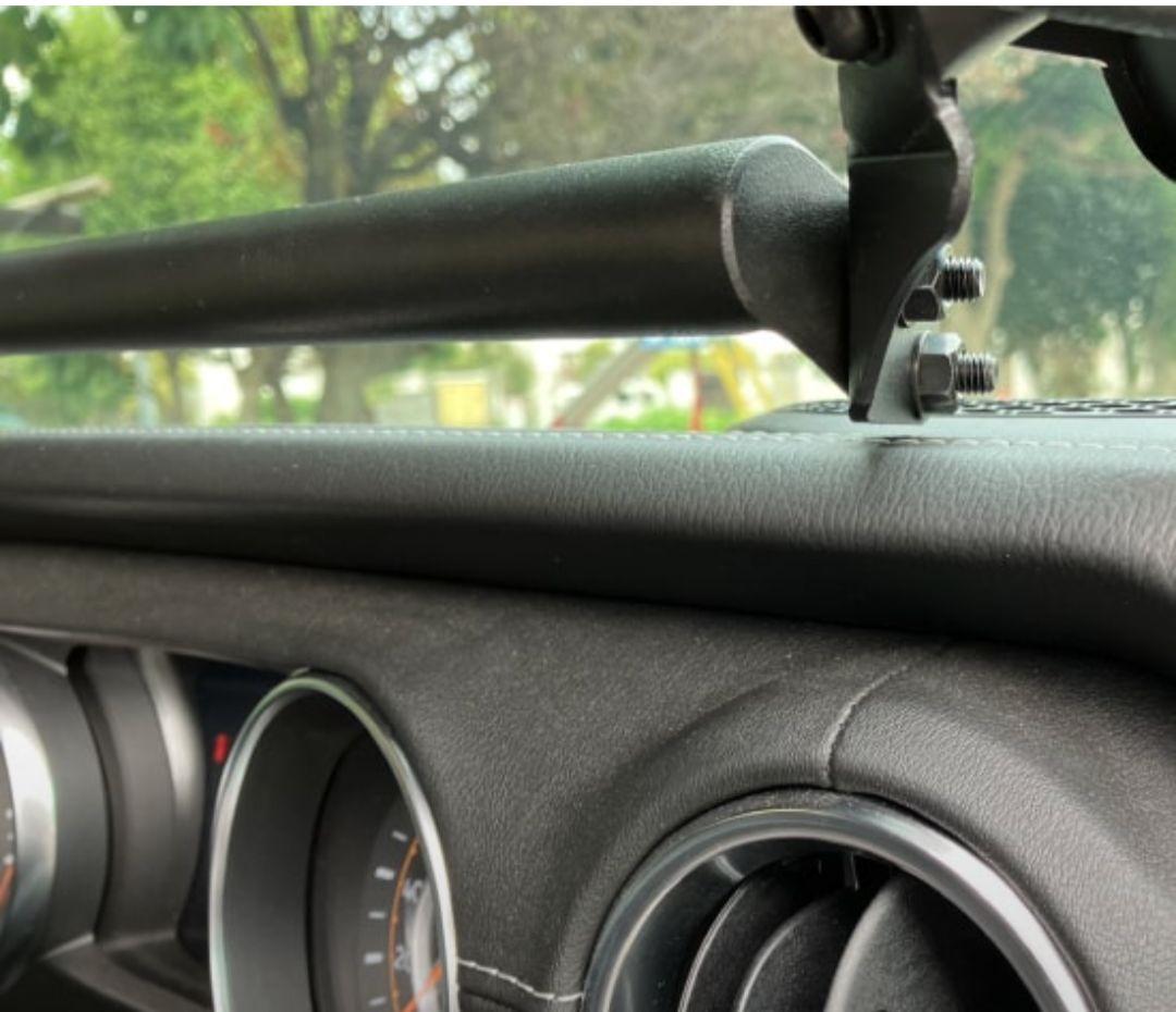 JEEP ジープ JLラングラー/JTグラディエーター用 ダッシュバー