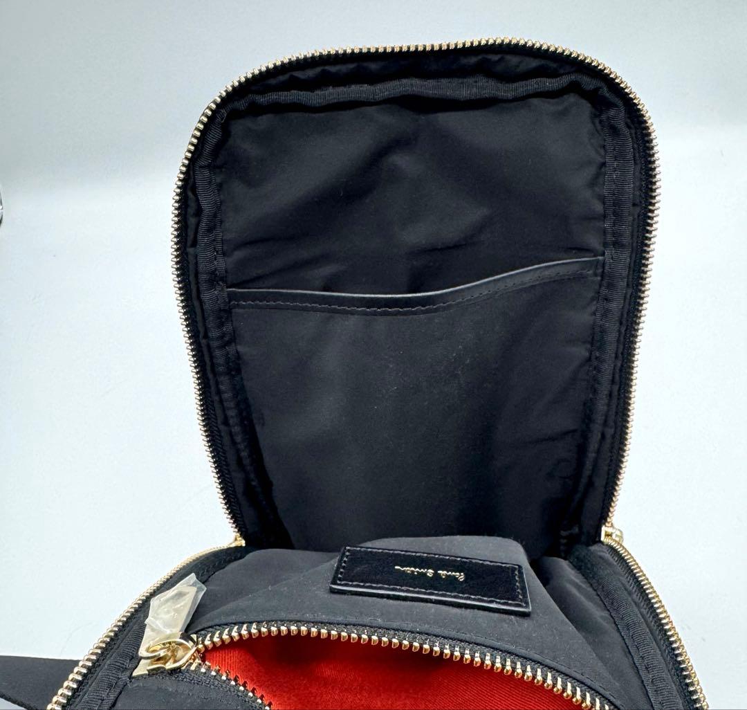 未使用　Paul Smith ポールスミス ボディバッグ マルチストライプ