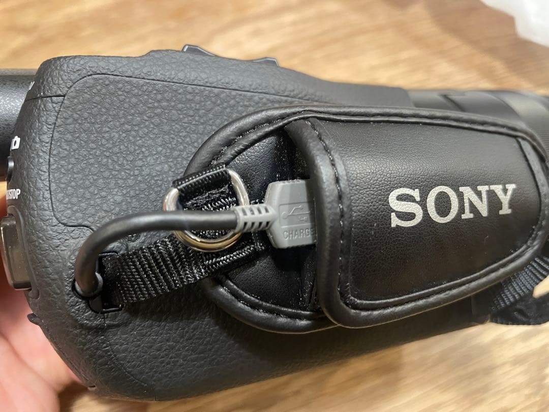 【美品】ソニー SONY FDR-AX100 4K ビデオカメラ