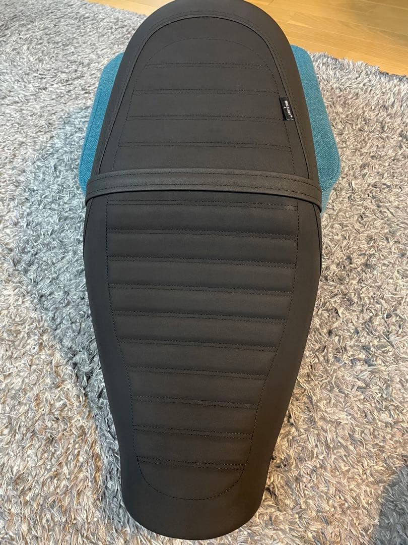 z900rs ローダウンシート　社外品