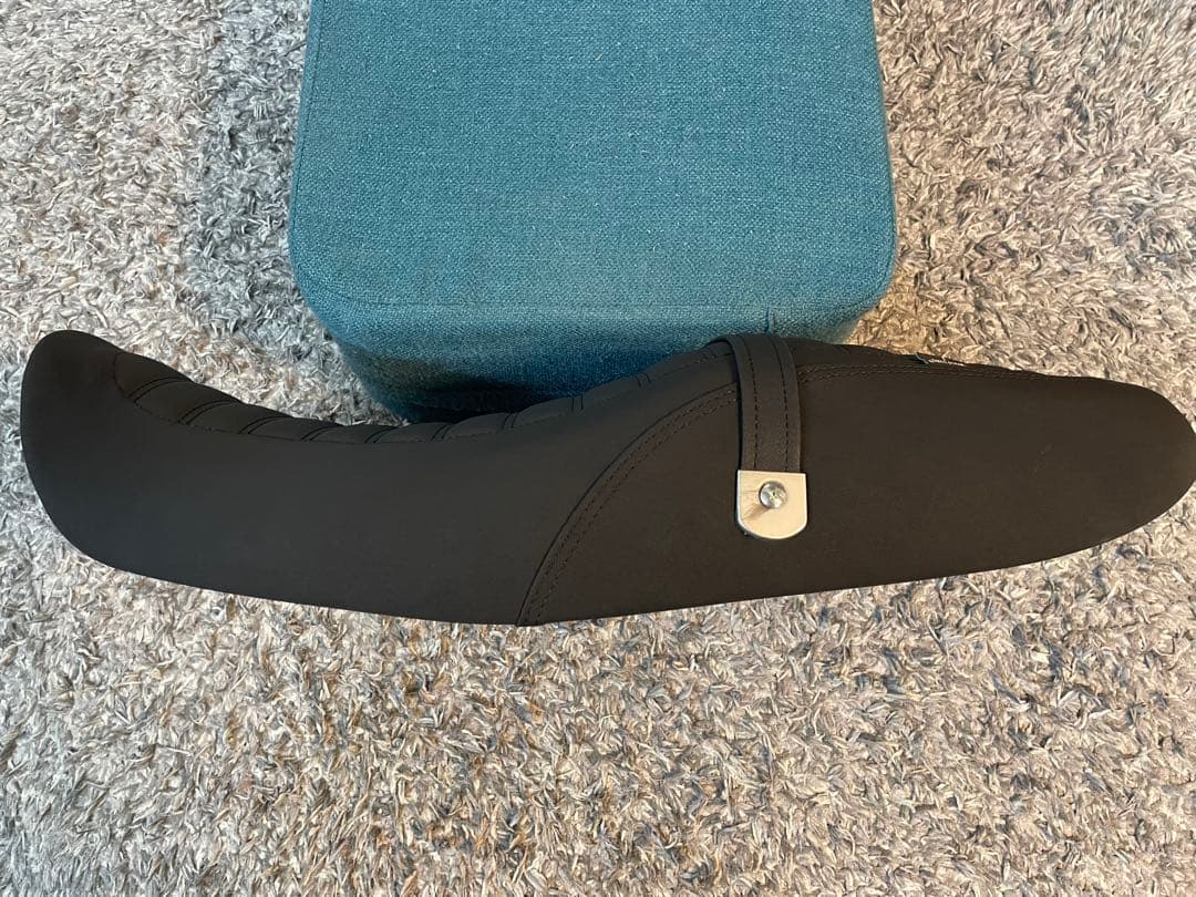 z900rs ローダウンシート　社外品