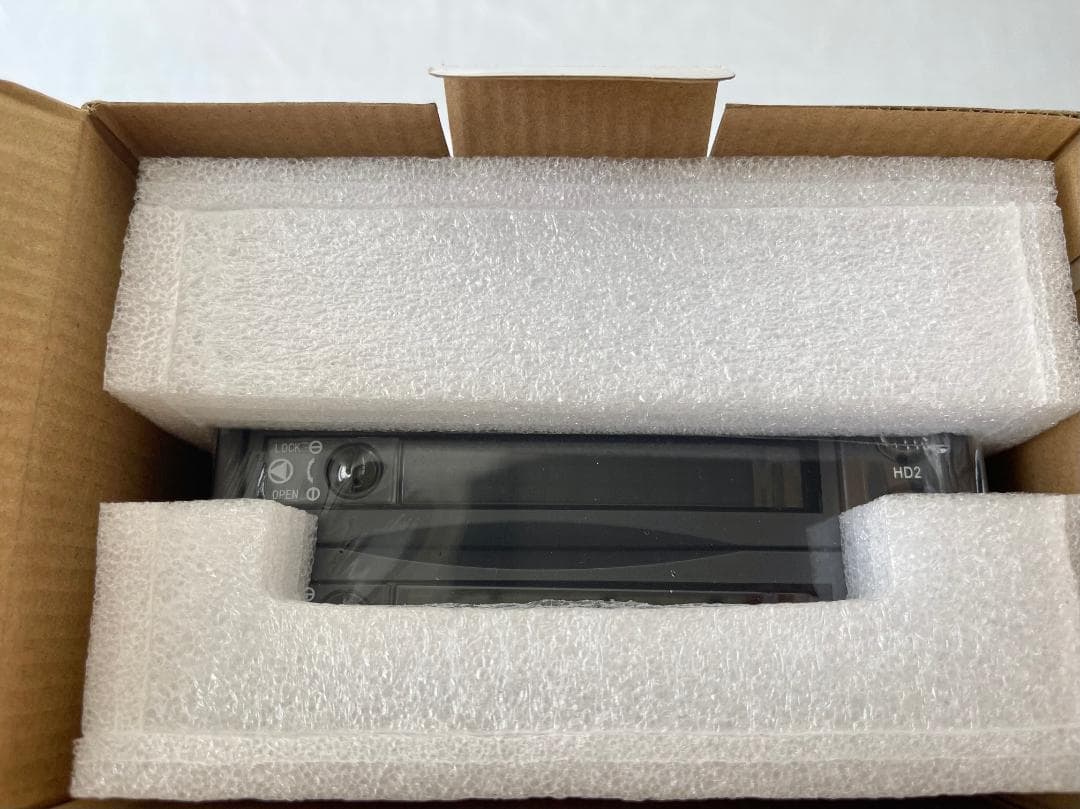 SNT HDD/SSD内蔵ラック SATA/SAS対応 モバイル用 ブラック