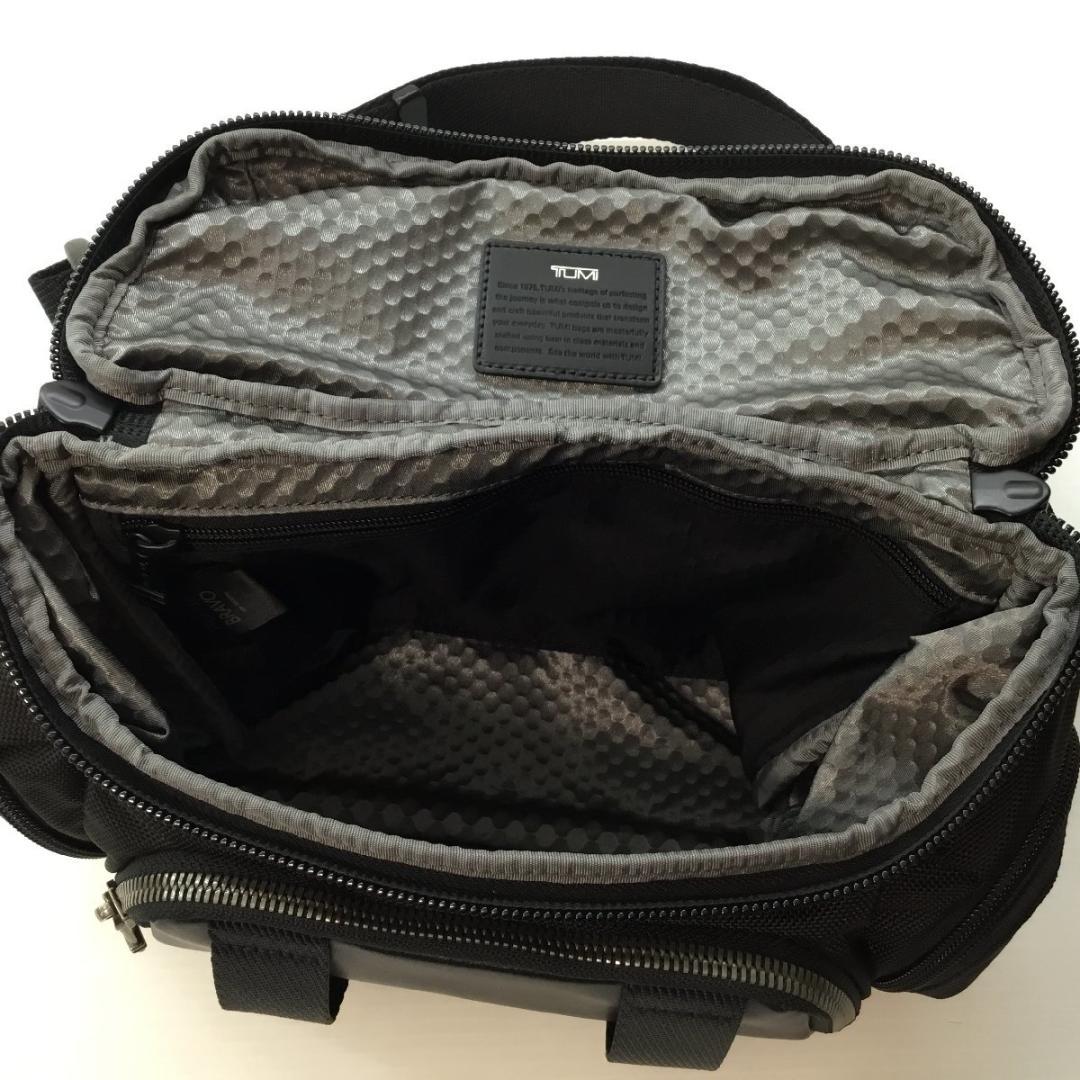 TUMI Bravo ユーティリティポーチ ボディバッグ ショルダーバッグ