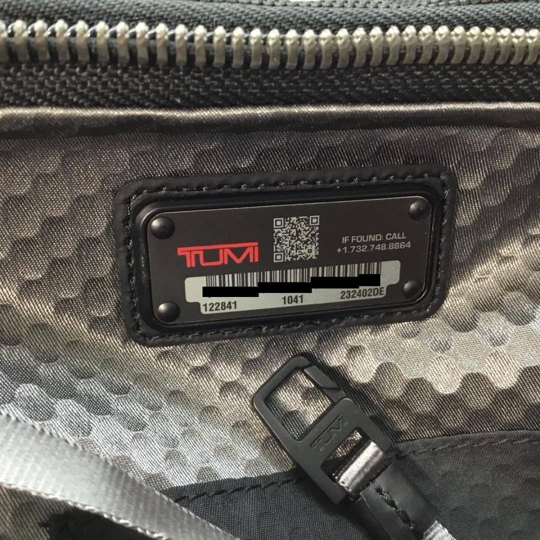 TUMI Bravo ユーティリティポーチ ボディバッグ ショルダーバッグ