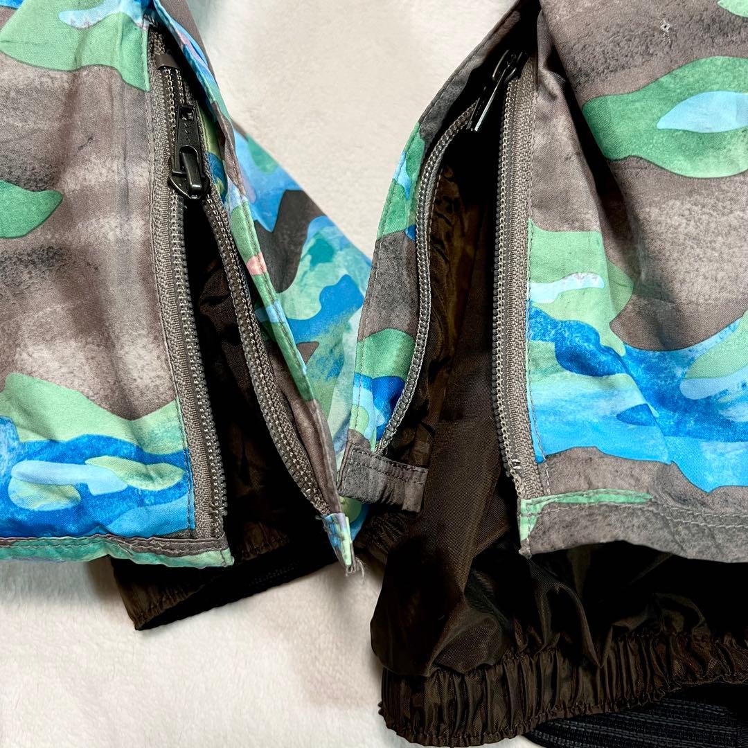 BURTON GORE-TEX 迷彩 スノーボードパンツ　2Lサイズ