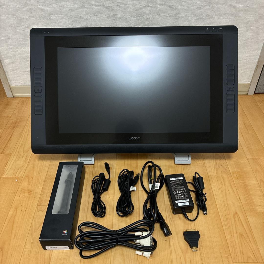 ワコム 液晶ペンタブ 21.5インチ Cintiq22HD DTK-2200