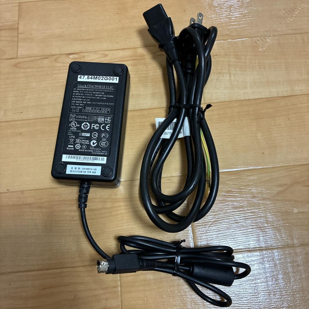 ワコム 液晶ペンタブ 21.5インチ Cintiq22HD DTK-2200