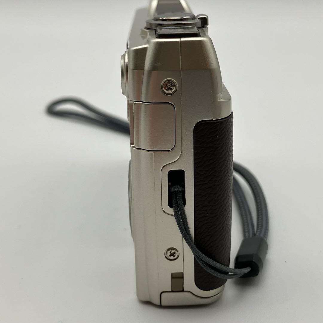 オリンパス コンパクト デジカメ STYLUS 5倍ズームVG-190