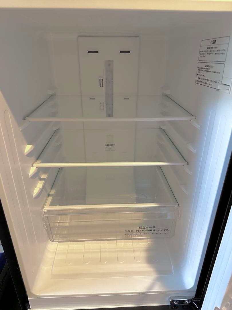 【送料込】 Hisense冷蔵庫150LHR-D15CB 2019年製