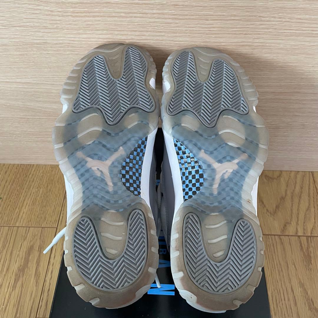 【美品】ナイキ エアジョーダン 11レトロ ロー　27cm 白　グレー