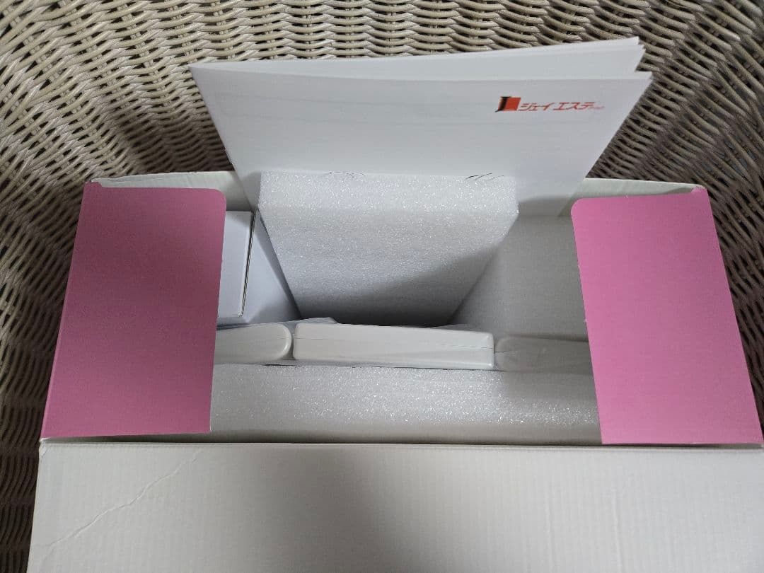 新品　定価91300円　プレミアムJ6 アグレックス 光エステ LED美顔器