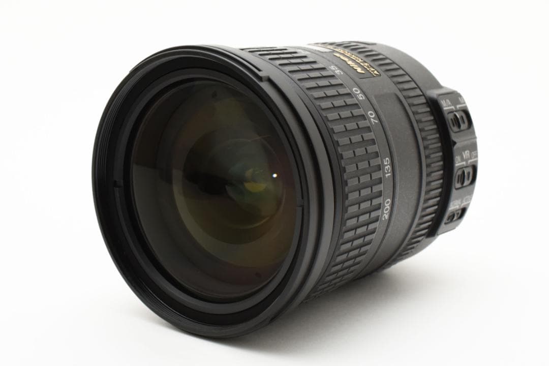 Arai shin　新品級 AF-S VR 18-200 B551