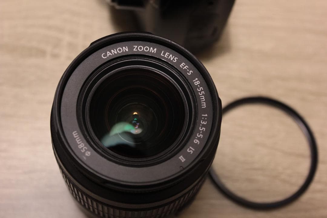 Canon KISS X50 一眼レフカメラ 手振補正、レンズ￼(18-55m)