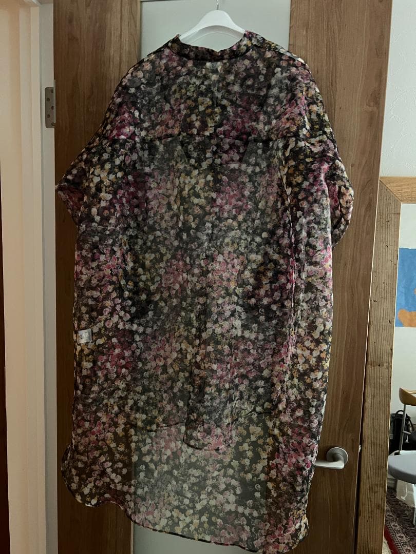 35 TELMA 花柄シアーシャツ