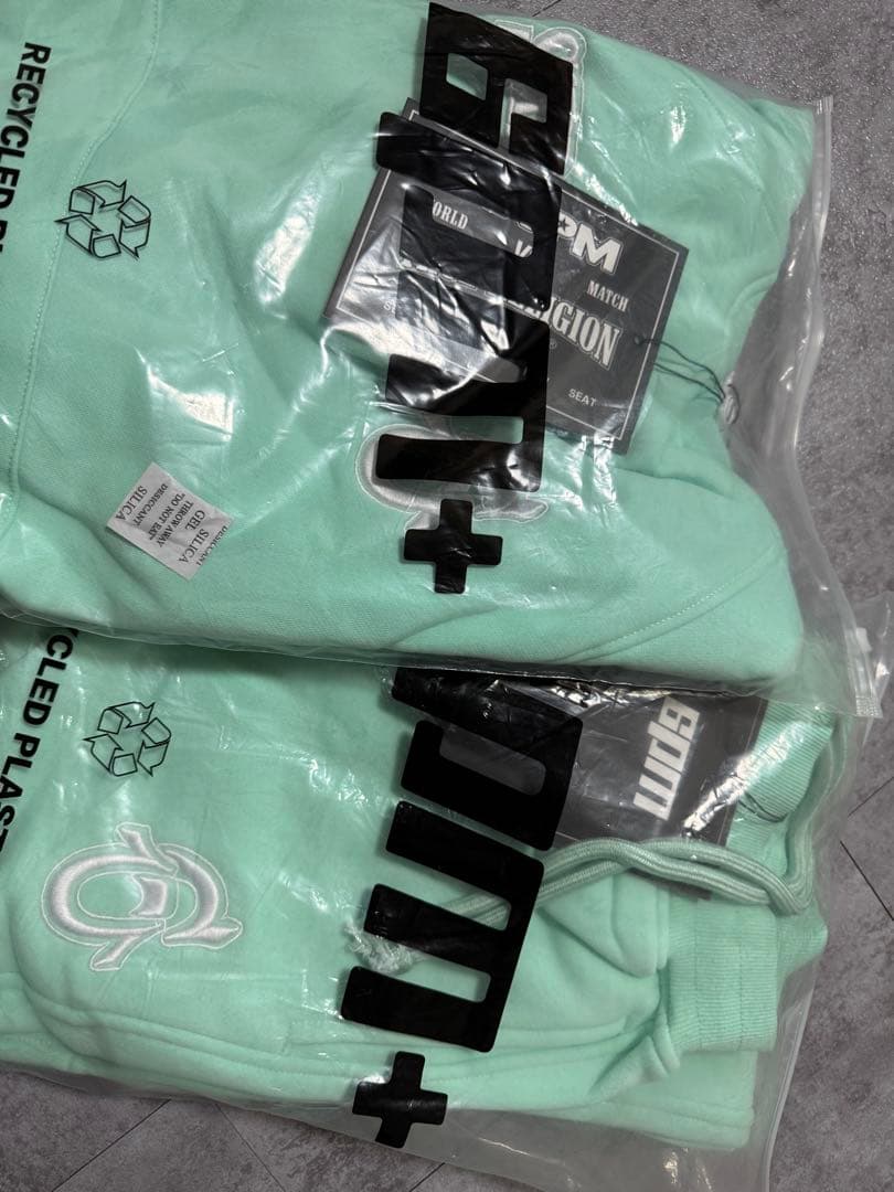 6PM SIXPM セットアップ　1着限定即配送可