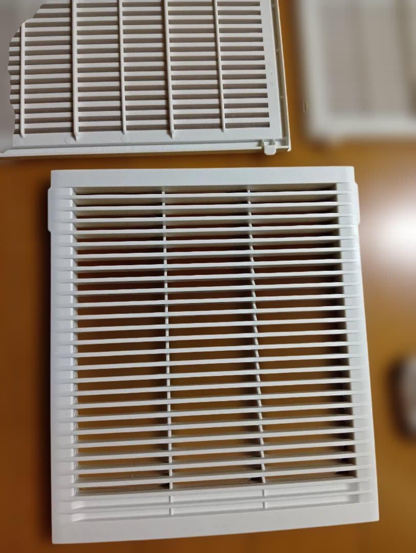 DAIKIN 　空気清浄機　 MC55Z-W