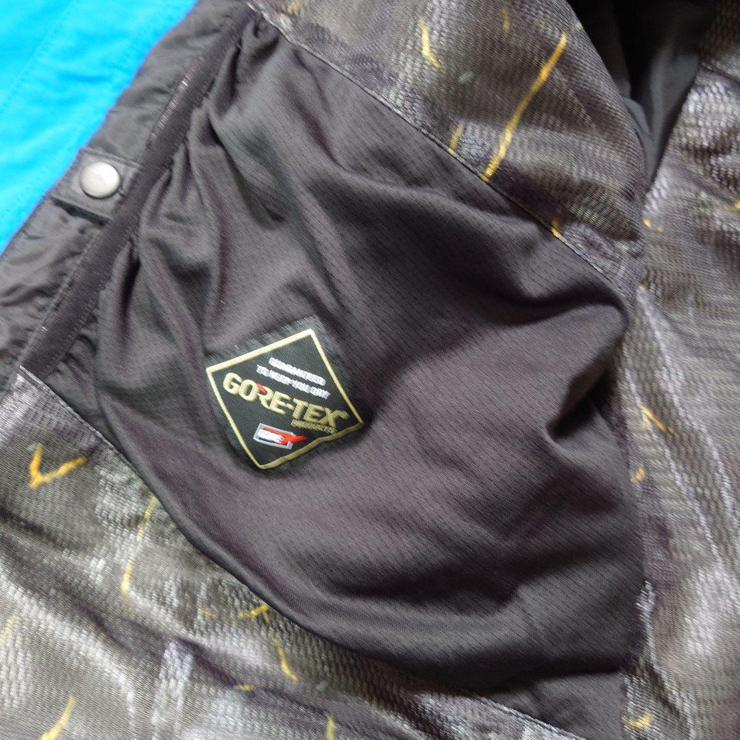 VOLCOM / ボルコム GORE-TEX スノボージャケット　Mサイズ