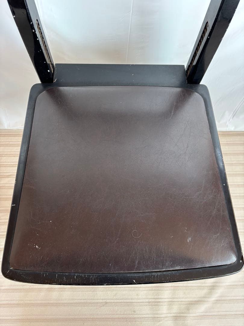 ピアノ　椅子　カワイ