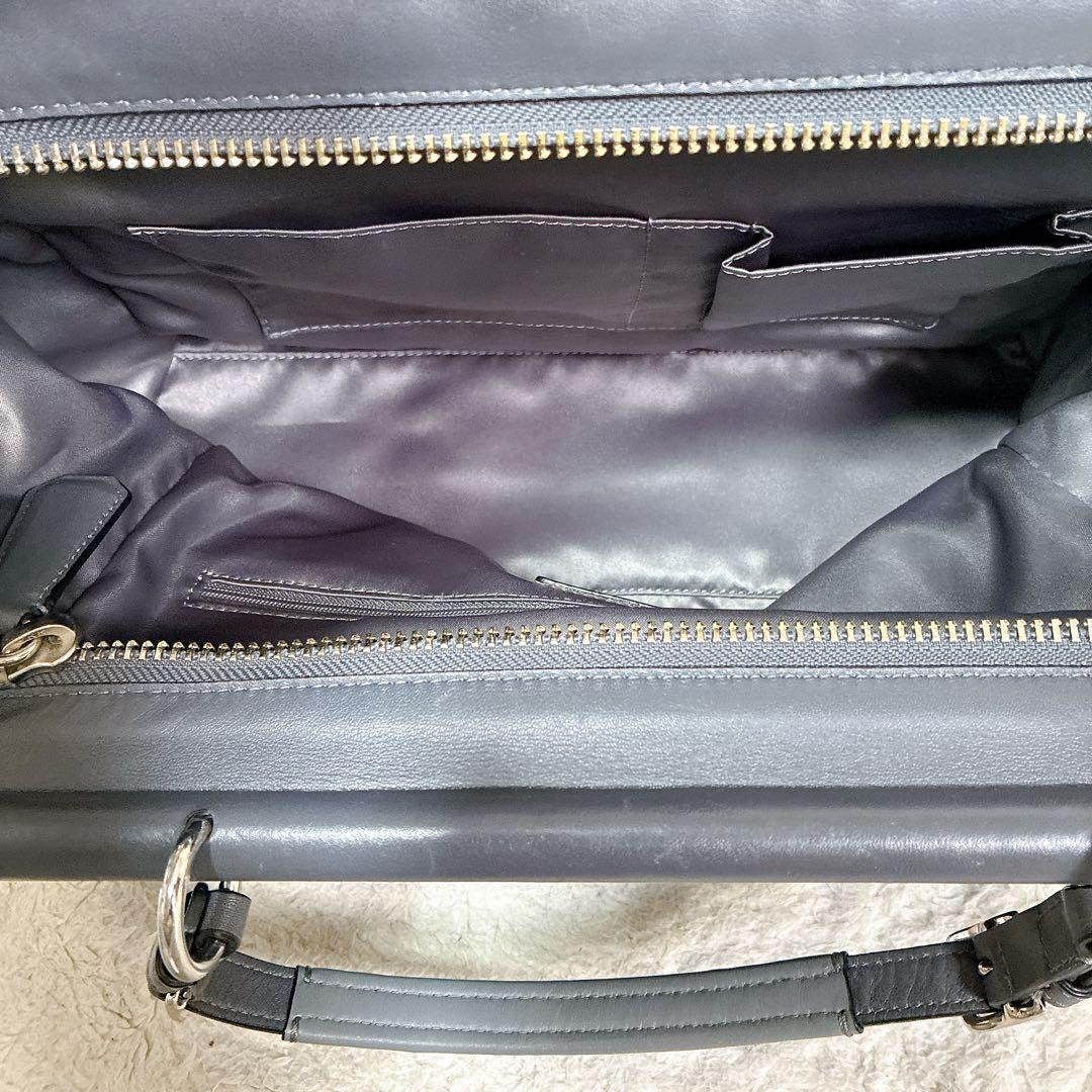 良品　COACH コーチ　トートバッグ　パイソン　チャーム　ターンロック