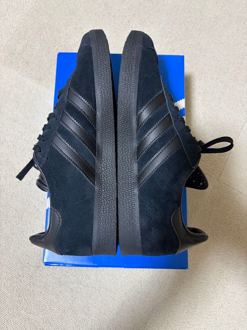 レ*ン様 adidas Gazelle トリプルブラック