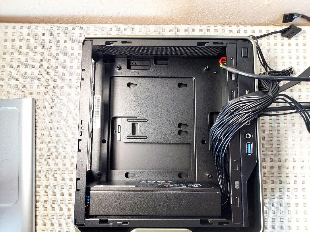 InWin Mini-ITXケース Chopin MAX 最上位モデル