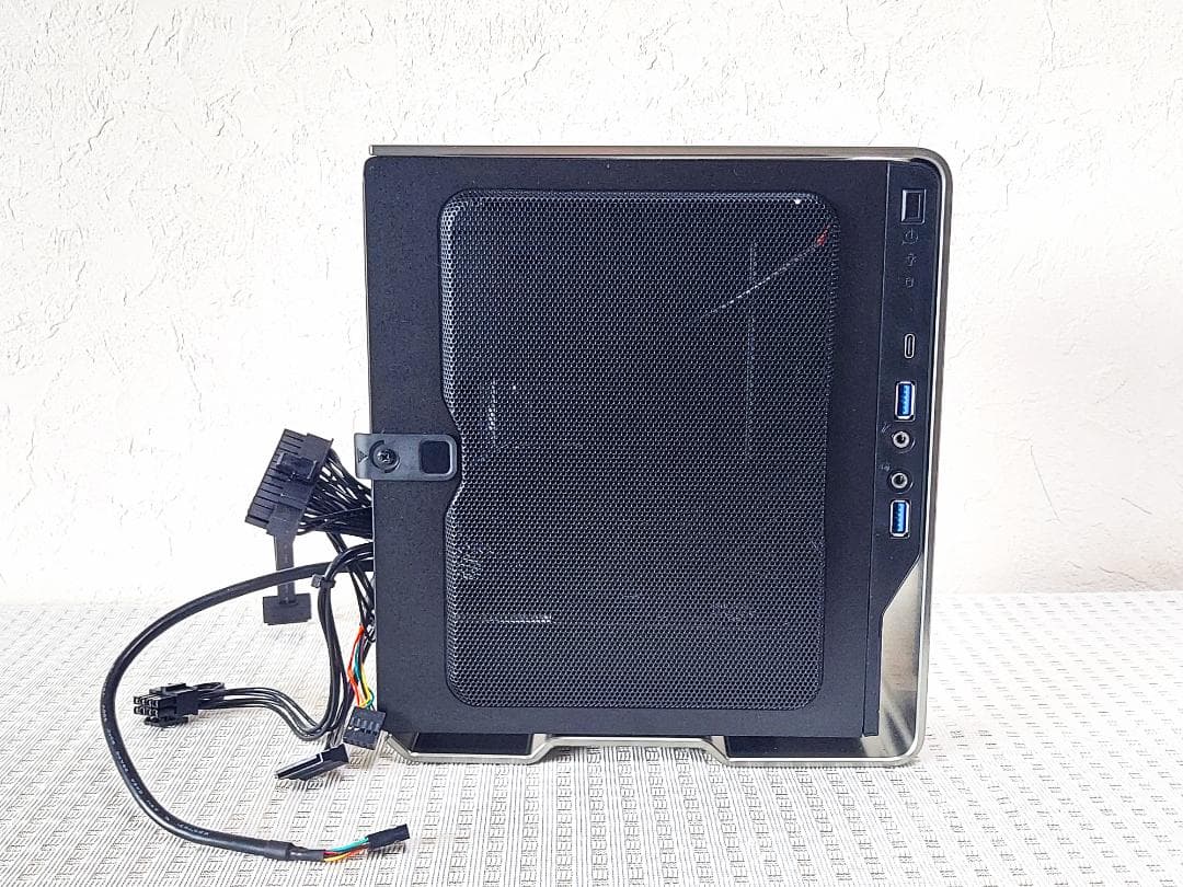 InWin Mini-ITXケース Chopin MAX 最上位モデル