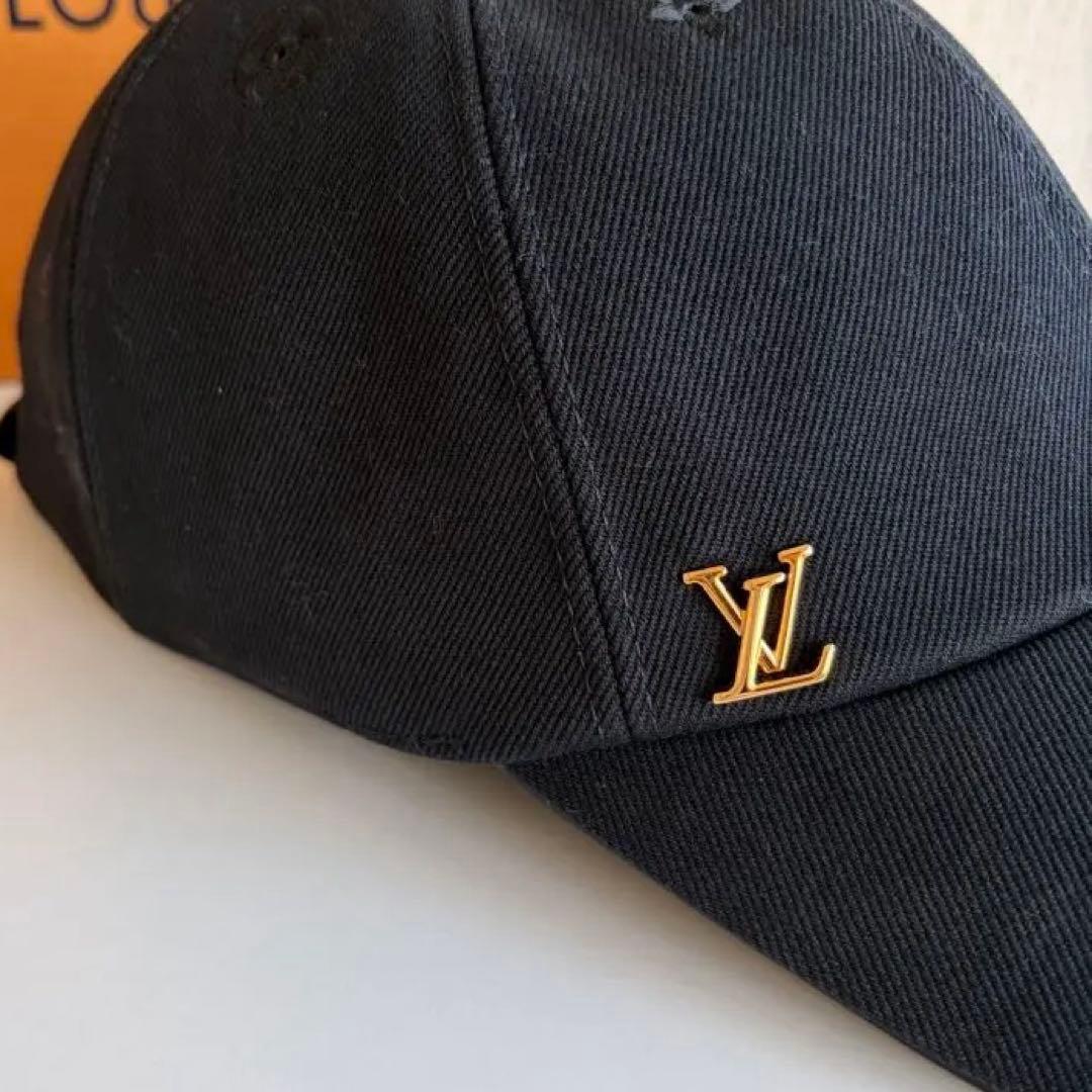 【美品】LOUIS VUITTON 黒キャップ　LVアイコニック　Mサイズ