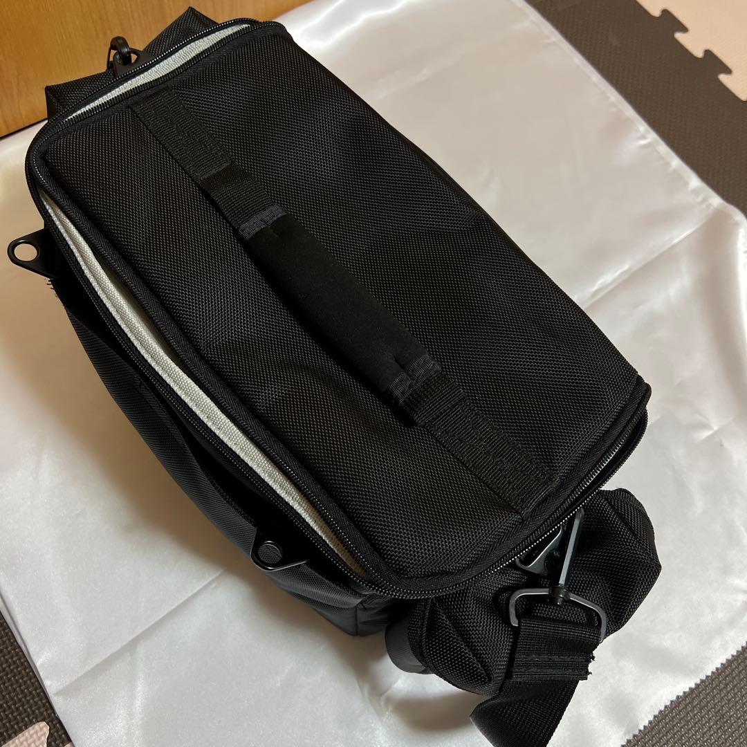 Canon EOS Kiss X8i ダブルズーム 一眼レフカメラ　フルセット