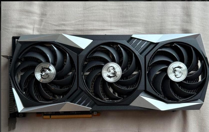 グラフィックボード・グラボ・ビデオカード MSI RX 6800 GAMING X TRIO