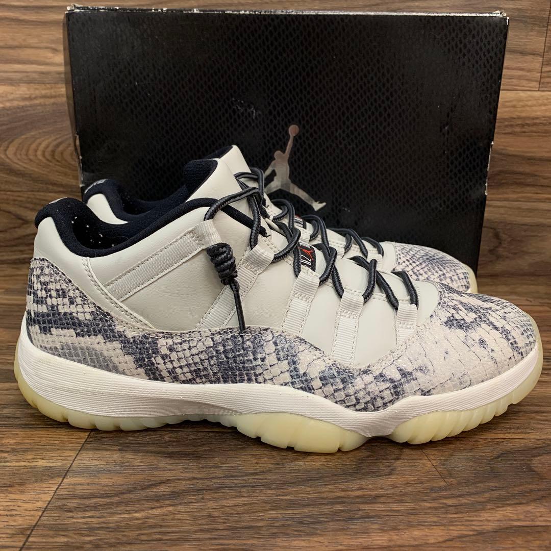 中古 Nike Air Jordan 11 Low Snakeskin