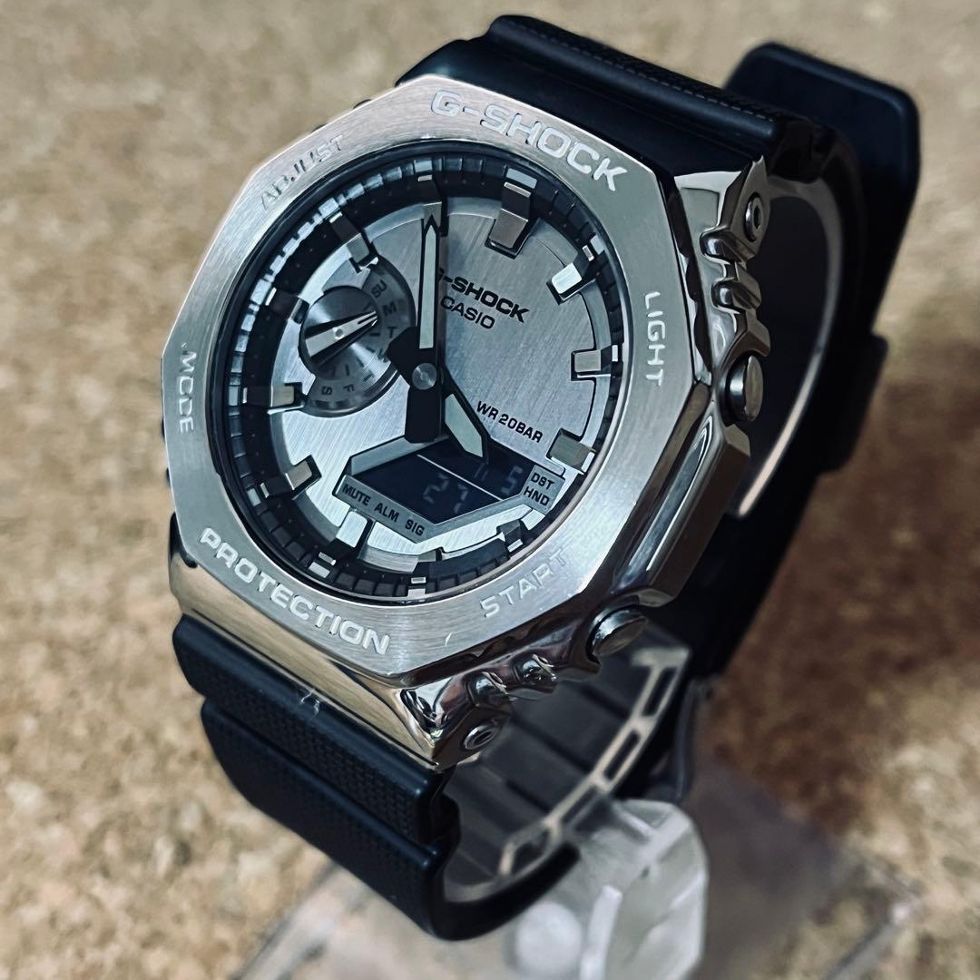 美品】カシオGーSHOCK/GMー2100 ー1AJFメタルカバード国内正規品