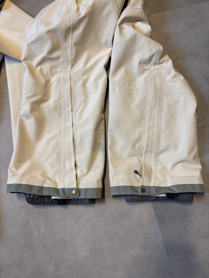 スノーボード HOUDINI Ms Rollercoaster Jacket & Pants